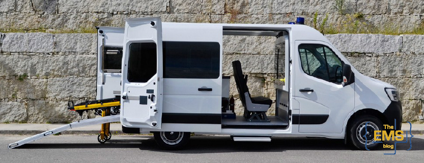 ambulancia-tipo-A2-en-españa-no-asistencial-destinada-al-transporte-colectivo-de-pacientes-sin-enfermedades-contagiosas